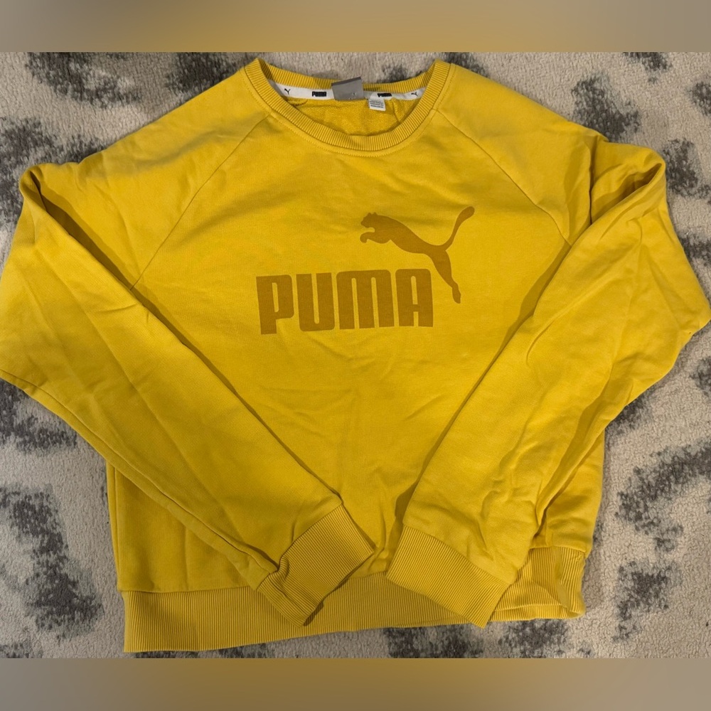 Yellow puma sweatshirt